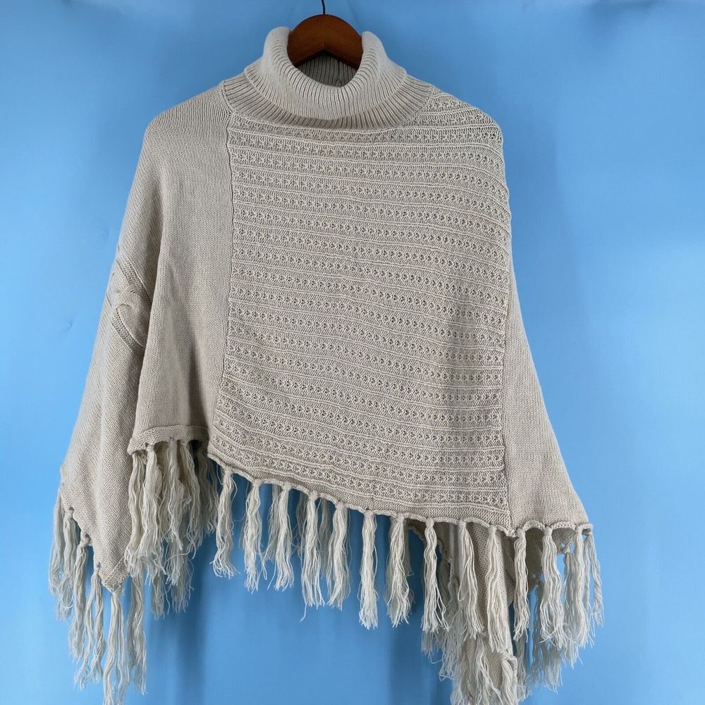 Poncho Sweater Women's Small Cream Turtleneck Cottagecore‎ Western Boho Fairy